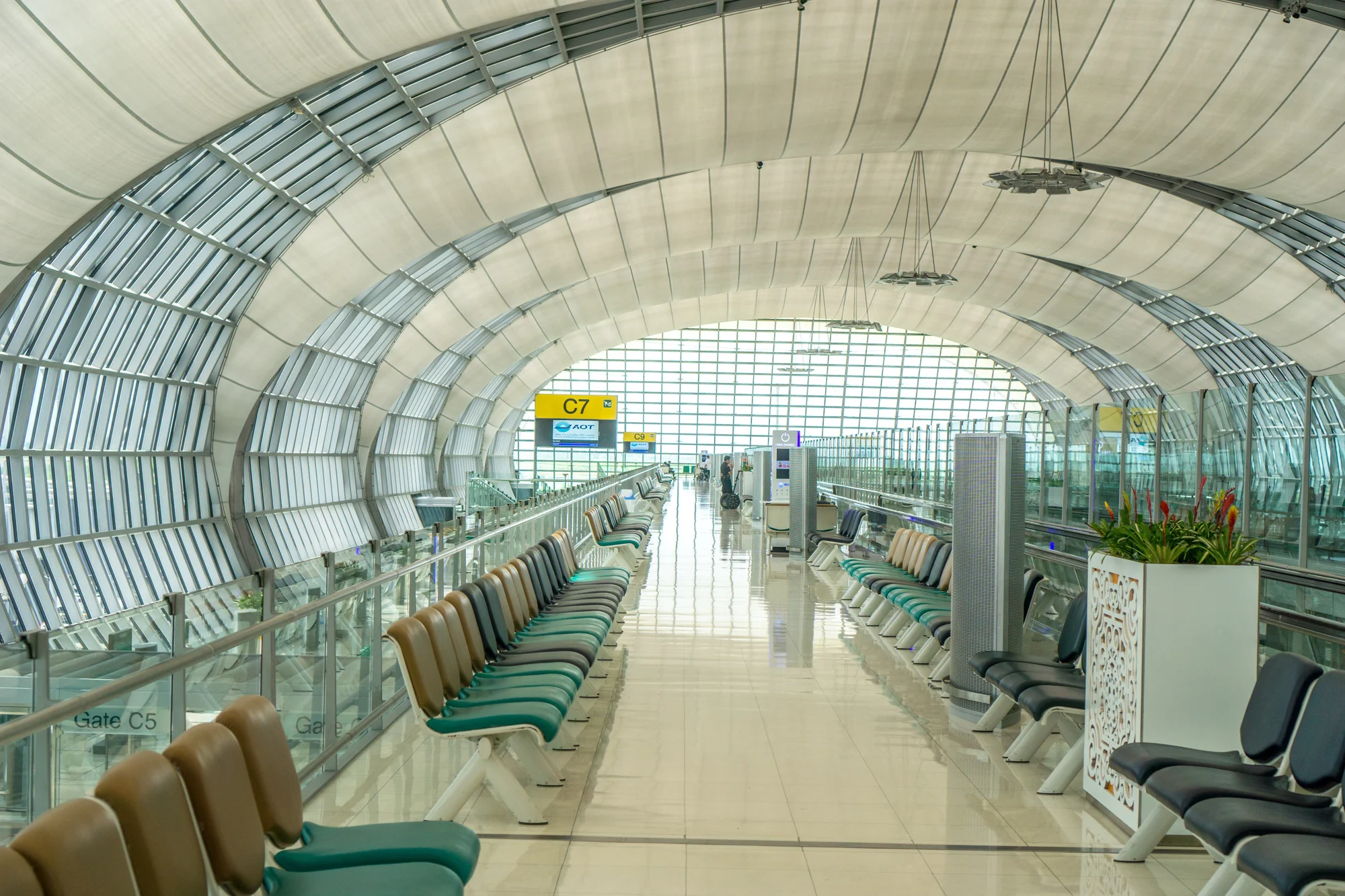 Thailand Plans $13 Entry Fee for Foreign Tourists