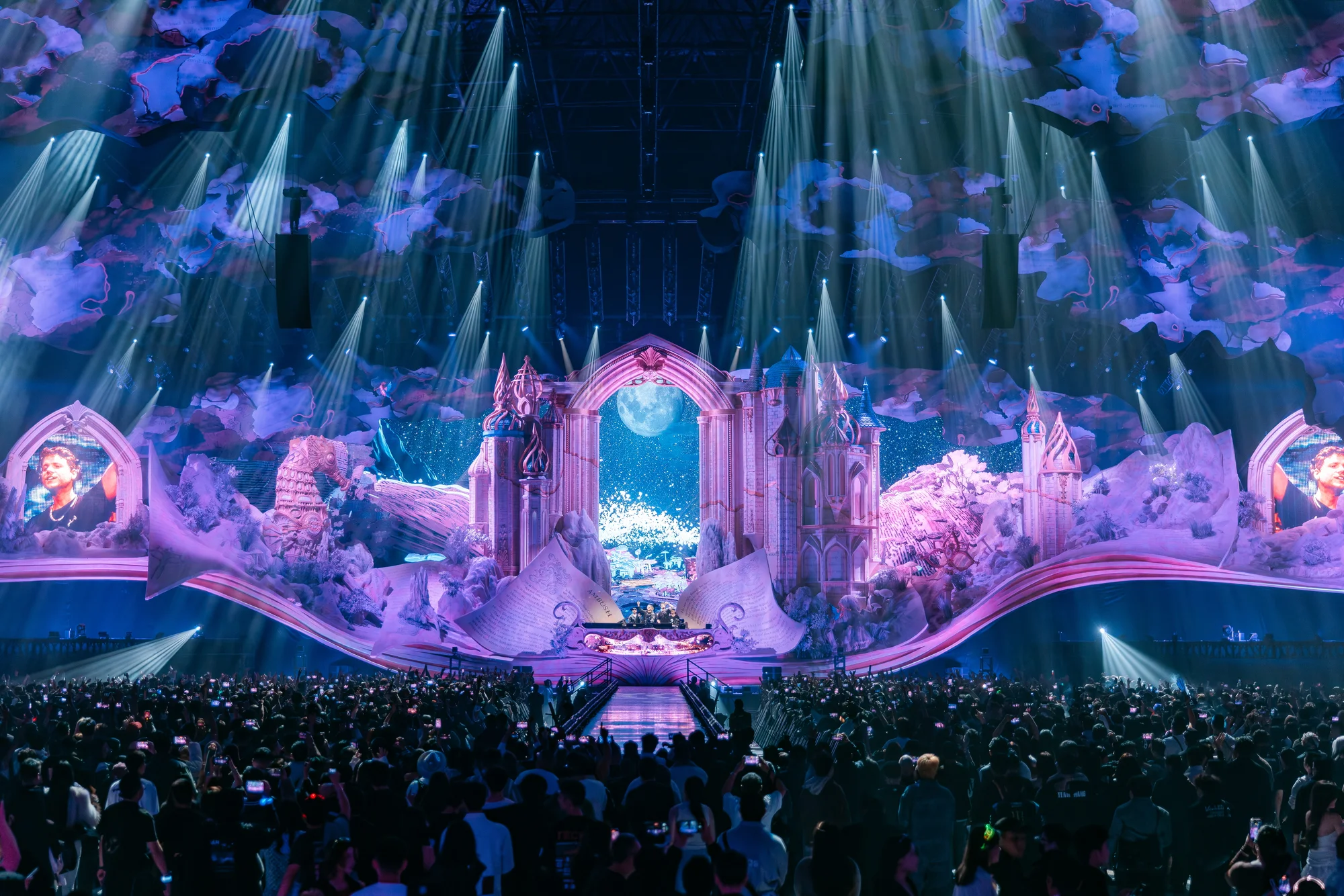 Tomorrowland Shanghai transforms its event venue into a 360-degree visual world