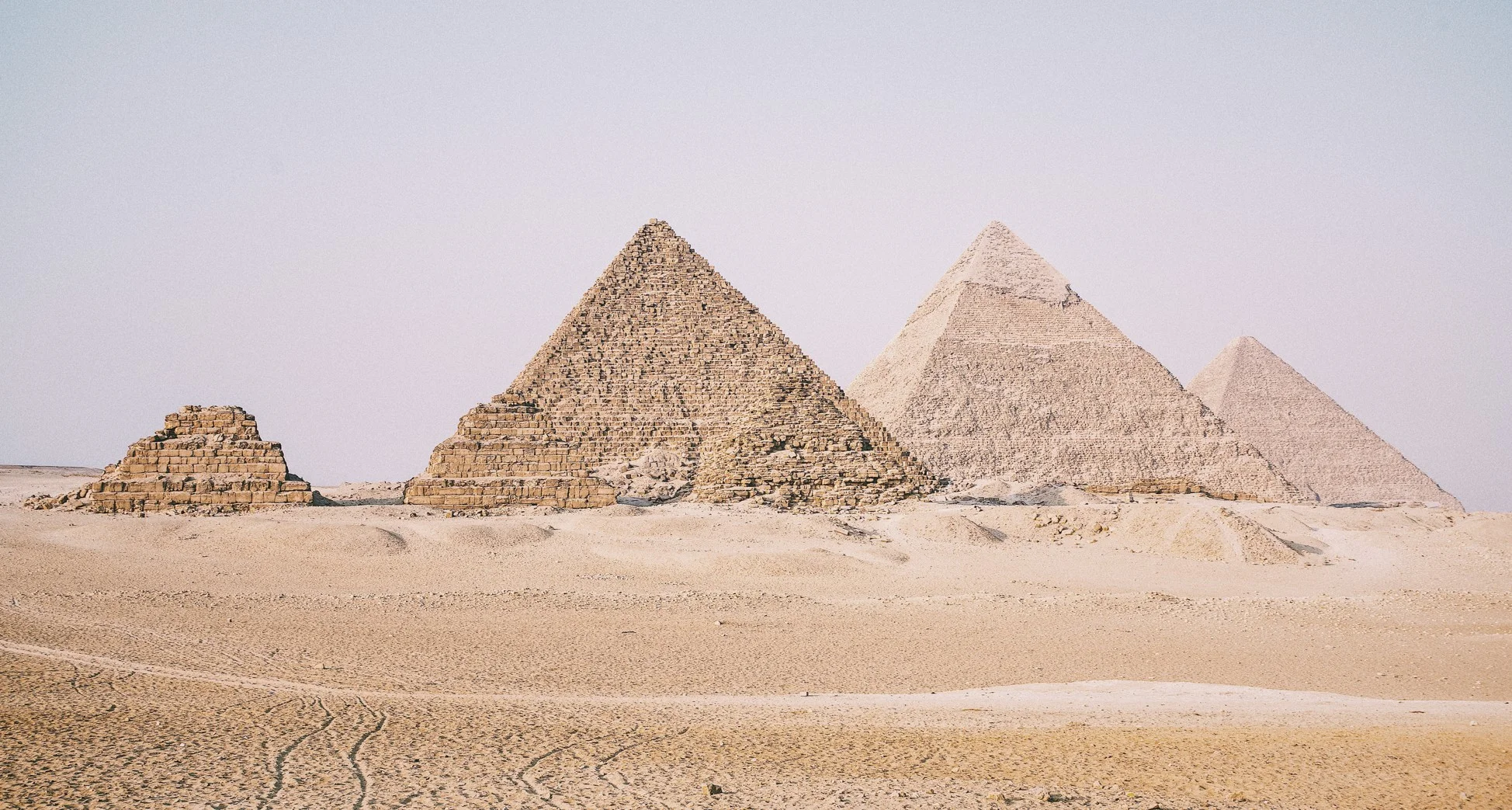 Egypt expects tourist arrivals to surpass 20 million in 2026